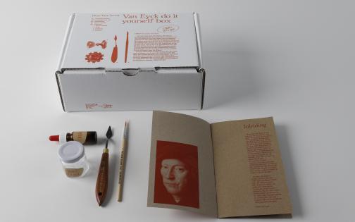 Van Eyck box met inhoud